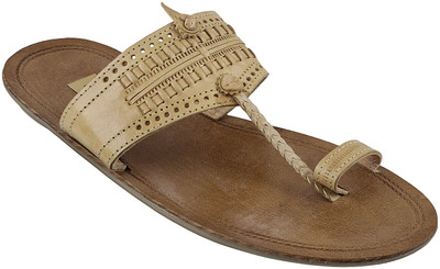 

Mochi Men 20, Beige Flats