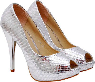 

Ilo Women Silver Heels