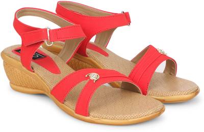 Jayn Martin Women Soothing Beige::Elegant Red Heels