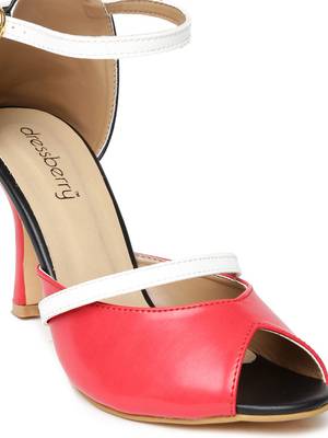 Dressberry Women Black Heels