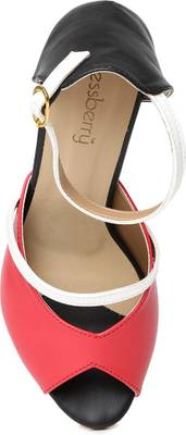Dressberry Women Black Heels