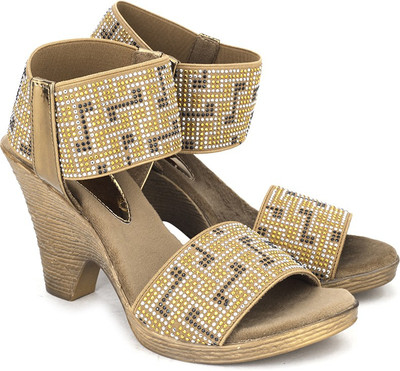 

Catwalk Women BRONZE Wedges
