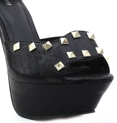 Shuberry Women White Heels