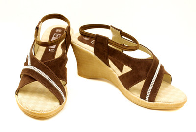 

Luca Fashion Girls Wedges, Dark brown
