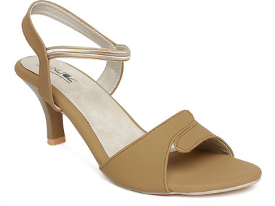

Vendoz Women Beige Heels