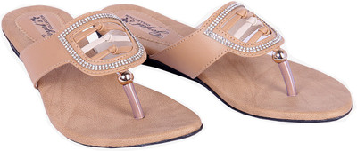 

Goyal Women Beige Flats