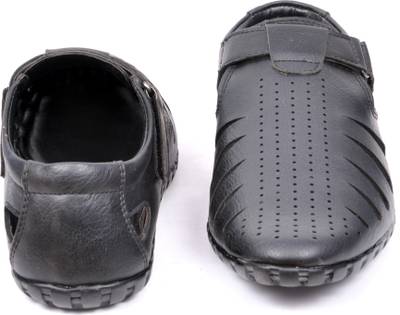 Peponi Men Brown Sandals