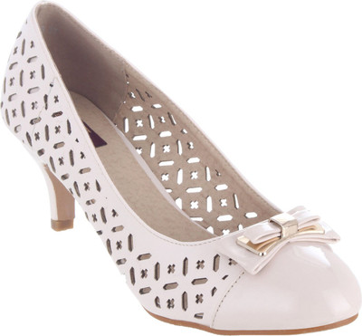 

Shuz Touch Women BEIGE Bellies