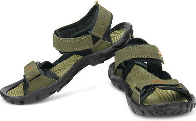 

Bata Men Green Casual