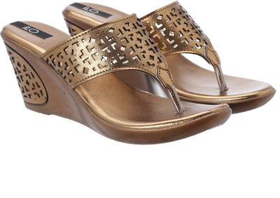 

Ilo Women Gold Wedges