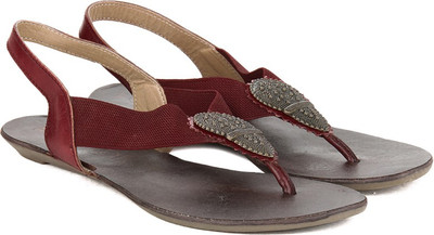 

Catwalk Women Maroon Flats