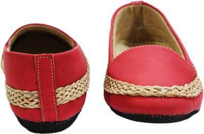 FashionPedia Women Red Bellies