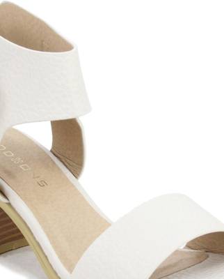 Addons Women OFF WHITE Heels