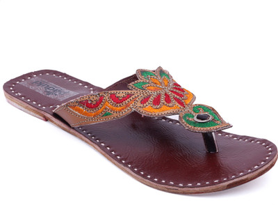

Paduki Women Burgundy Flats