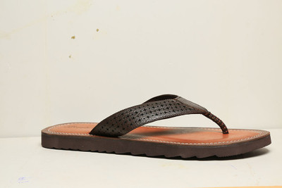 

Bata ROCK THONG Flip Flops, Brown