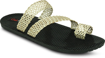 

Get Glamr Men Beige Sandals