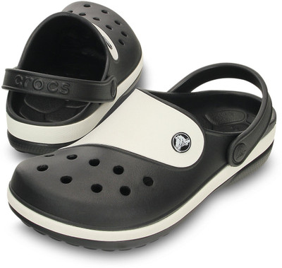 

Crocs Women 15077-02U Sandals