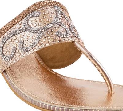 Metro Women 22,Chikoo Heels