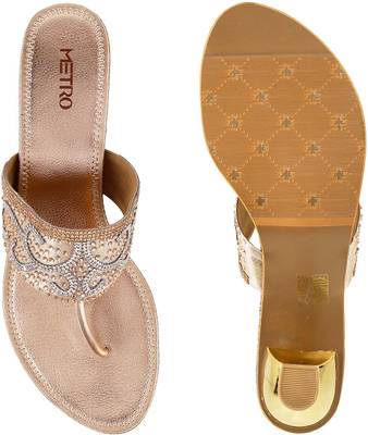 Metro Women 22,Chikoo Heels
