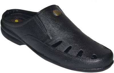 Strive Men Tan Sandals