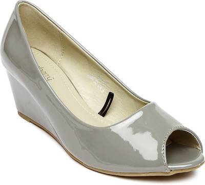 Dressberry Women Black Heels