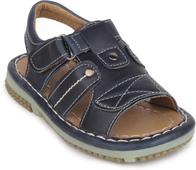

Action Shoes Boys Sports Sandals(Blue