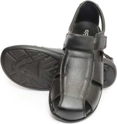 

Roony Men Black Casual