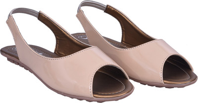 

Jade Women Beige Flats