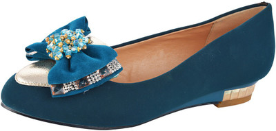 

Willywinkies Women Blue Heels