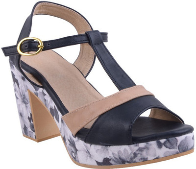 

Adorn Women Black Heels