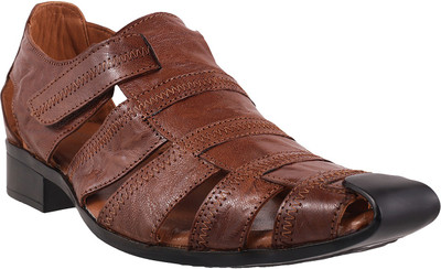 

Metro Men 23,Tan Sandals