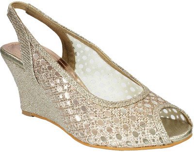 

Inc.5 Women SULTAN Wedges
