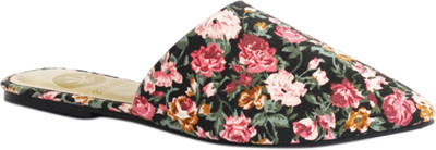 

Kanabis Women Black Flats
