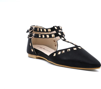 Shuberry Women Black Flats