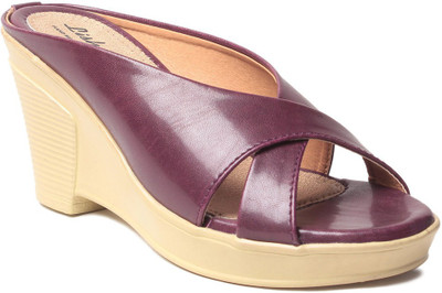 

MSC Women Purple Wedges