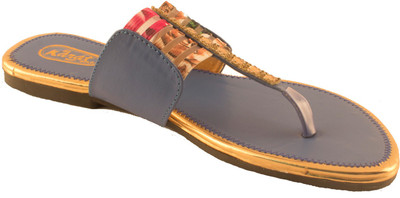 Foot Wagon Women Gold Flats
