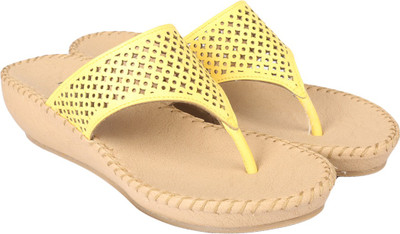 

Inc.5 Women YELLOW Flats
