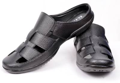 Peponi Men Brown Sandals
