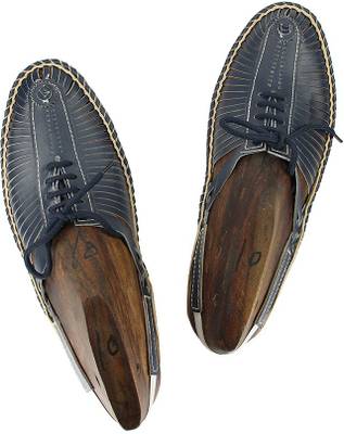 eKolhapuri Men Yellow Sandals