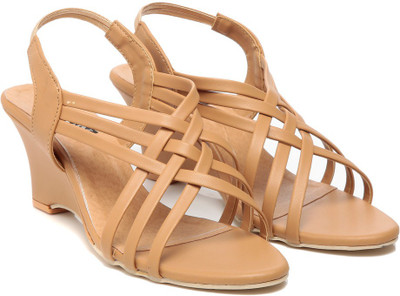 

TEN Women Tan Heels