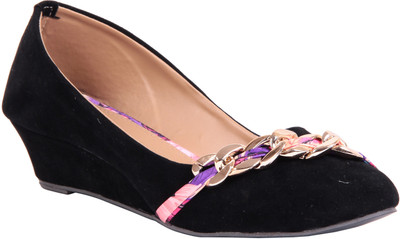 

Adorn Women Black Wedges
