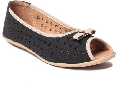 

MSC Women Black Heels
