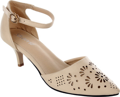 

Sherrif Shoes Women CREAM Heels