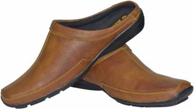 Strive Men Black Sandals
