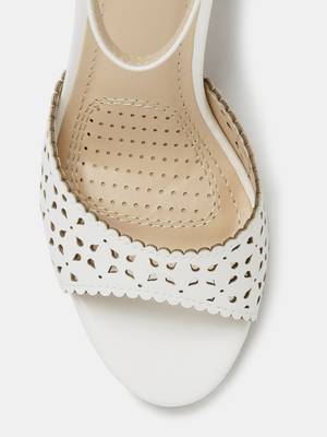 Dressberry Women Black Heels