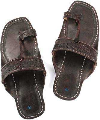 eKolhapuri Men Dark Brown Sandals