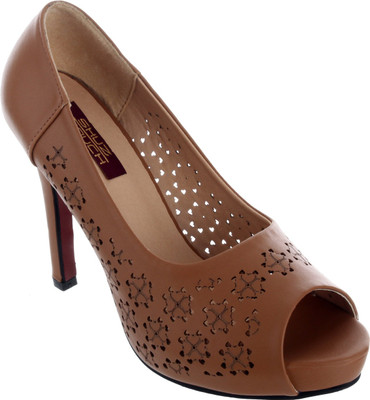 

Shuz Touch Women TAN Heels