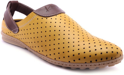 

Knoos Men Yellow Sandals