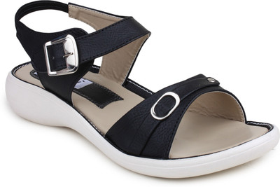 

Digni Women Black Flats