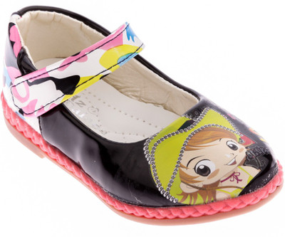

Happy Bachpan Girls Sports Sandals(Black